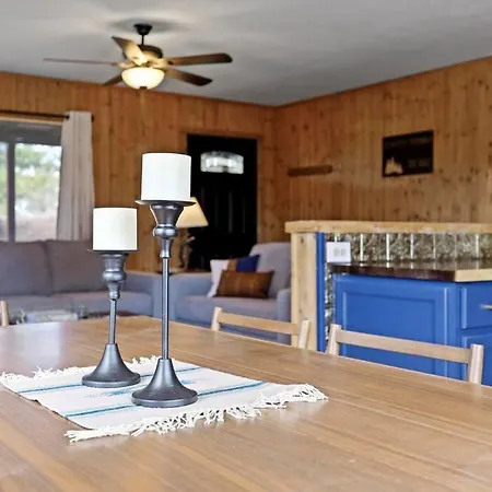 Newly Remodeled Pet Friendly Strawberry Cabin Pine Exterior photo
